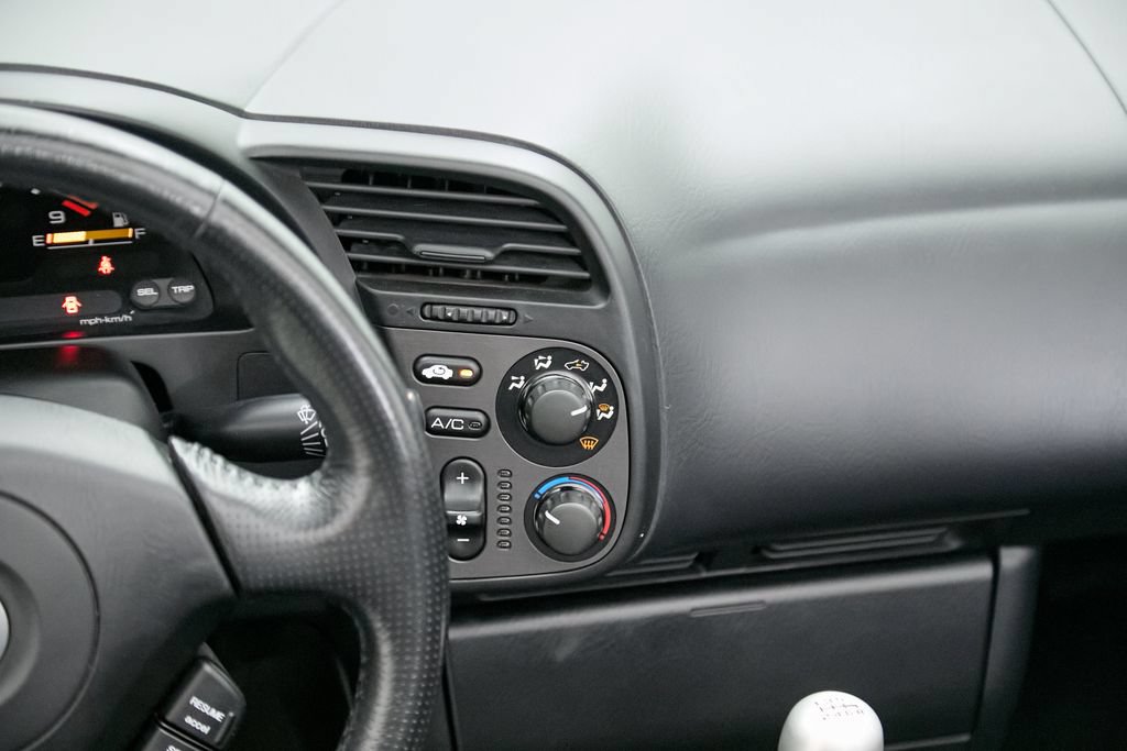Used 2000 Honda S2000 image 28