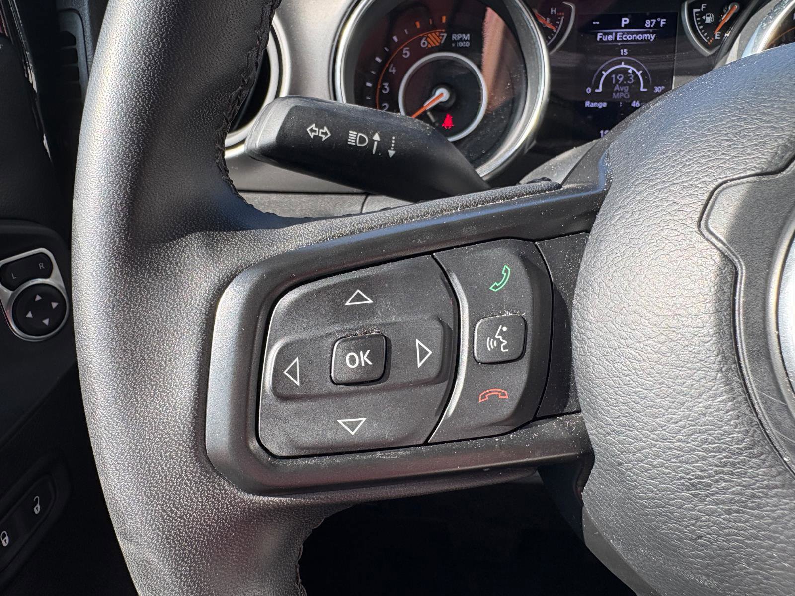 Used 2023 Jeep Wrangler Sport S image 37