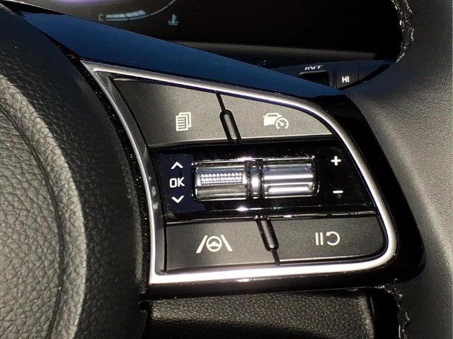 Used 2025 Kia Seltos S FWD image 25