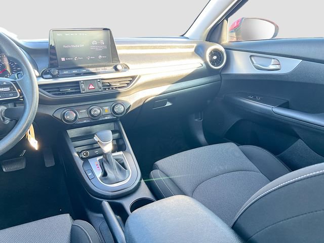 Used 2024 Kia Forte LXS w/ LXS Technology Package FWD image 20