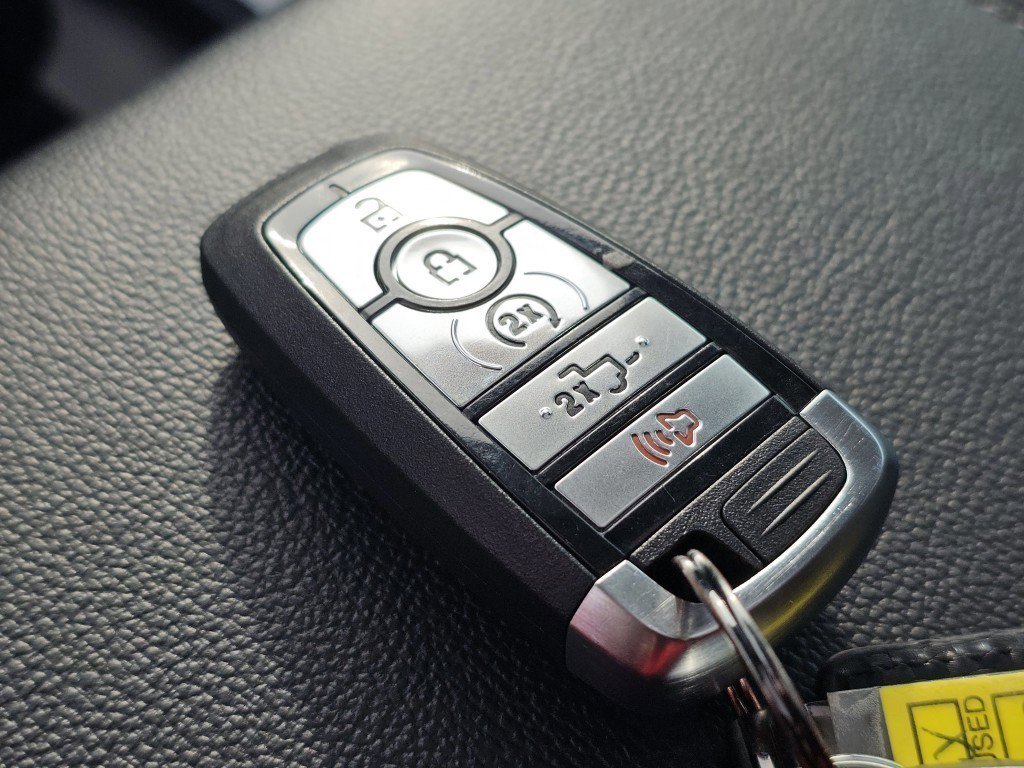 Used 2023 Ford F250 Lariat w/ Lariat Ultimate Package image 38