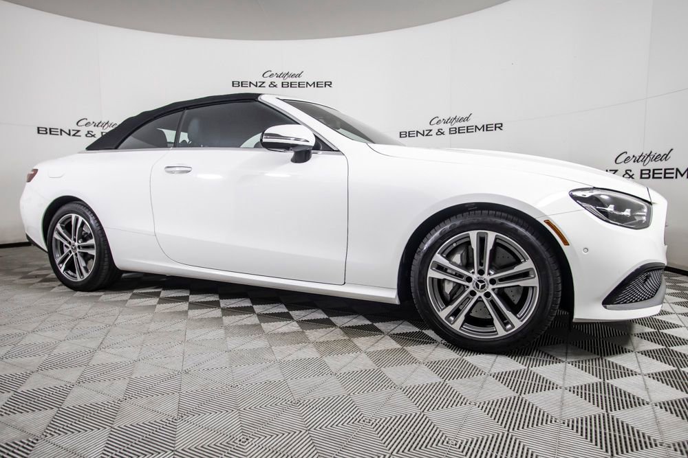 Used 2023 Mercedes-Benz E 450 Cabriolet image 3