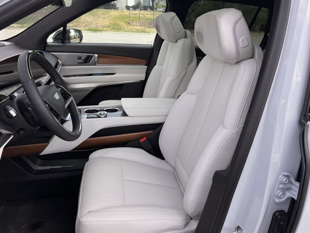 New 2027 Cadillac Vistiq Luxury AWD/4WD image 20