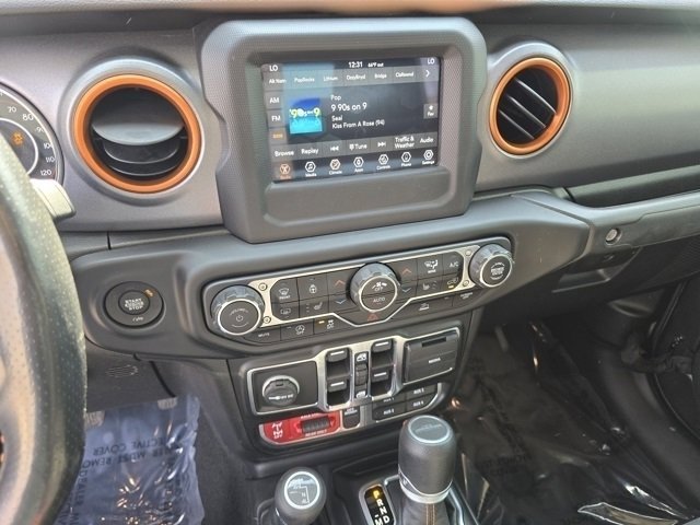 Used 2020 Jeep Gladiator Mojave w/ Cold Weather Group image 37