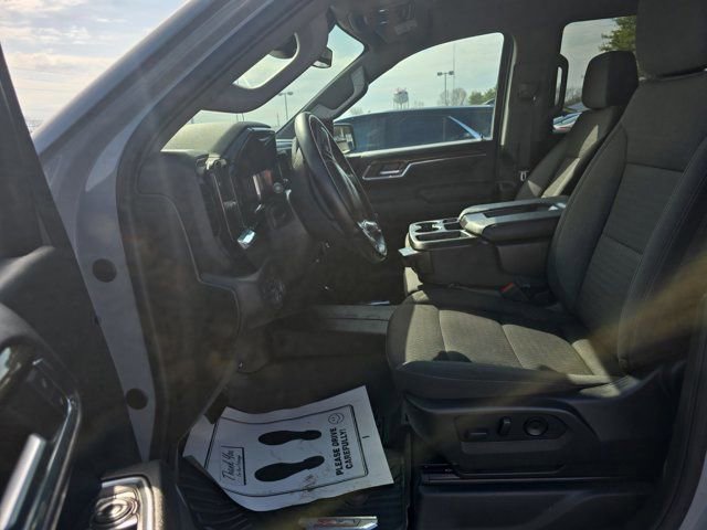 Used 2024 Chevrolet Silverado 1500 RST AWD/4WD image 25