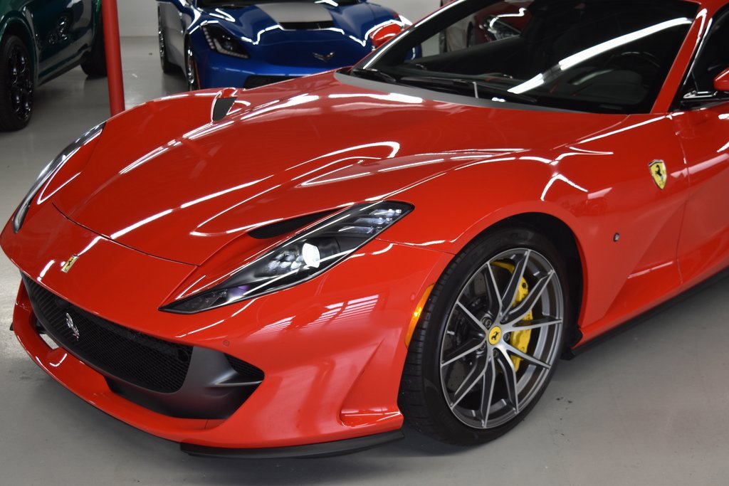 Used 2020 Ferrari 812 Superfast image 12