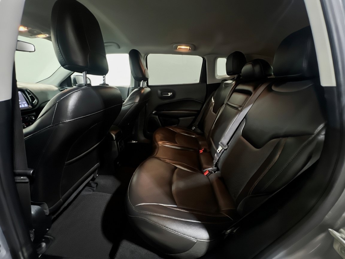 Used 2019 Jeep Compass Limited FWD image 16