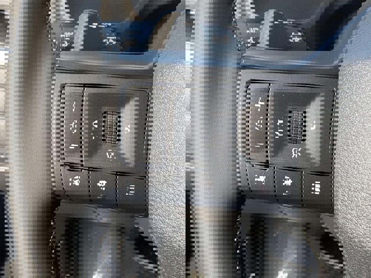 New 2026 Nissan Rogue SV image 34