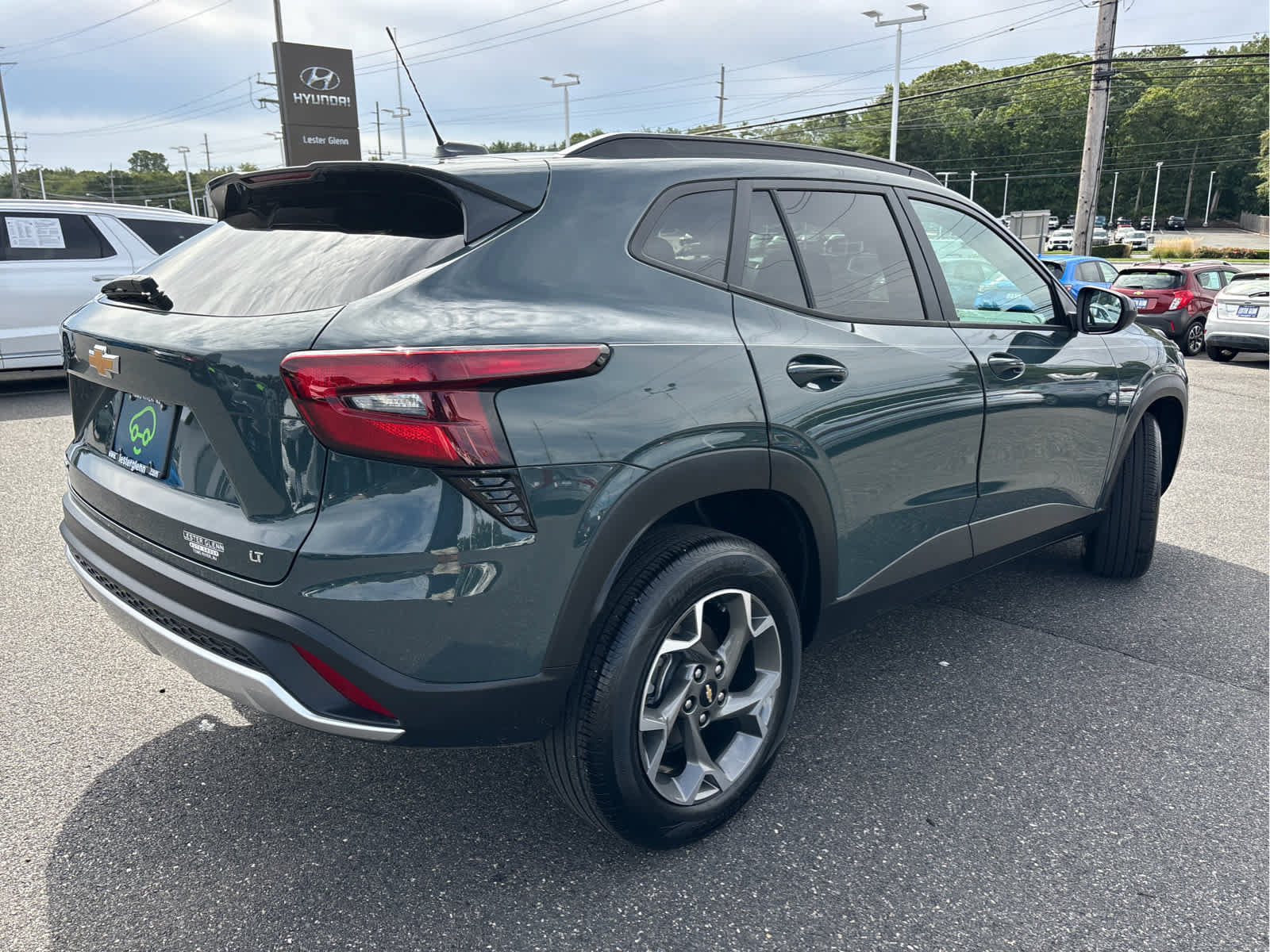 Used 2025 Chevrolet Trax LT FWD image 28