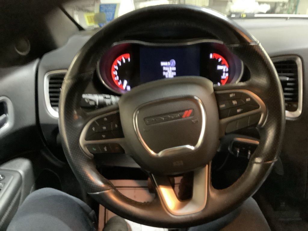 Used 2020 Dodge Durango SXT image 32