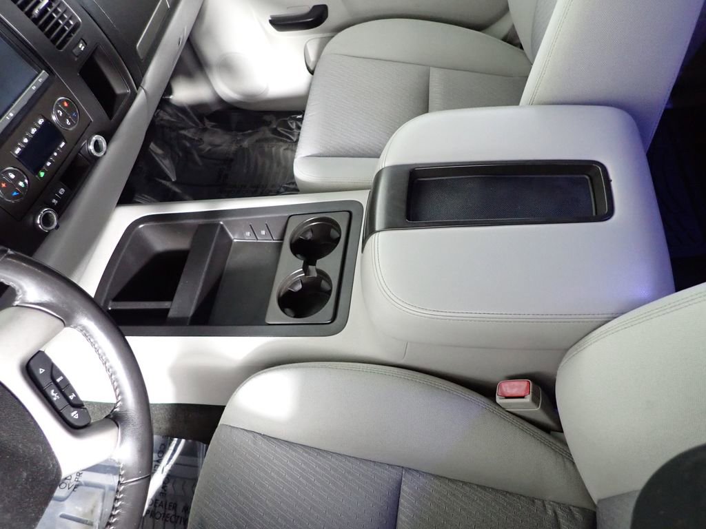 Used 2011 Chevrolet Silverado 2500 LT w/ Interior Plus Package image 32