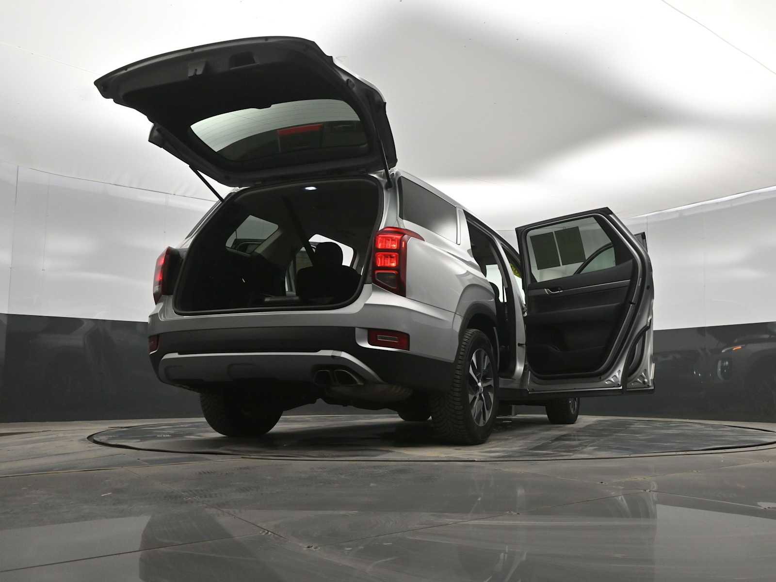 Used 2022 Hyundai Palisade SEL image 43