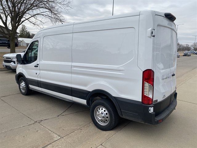 Used 2025 Ford Transit 250 148 Medium Roof Extended AWD w/ Interior Upgrade Package image 11