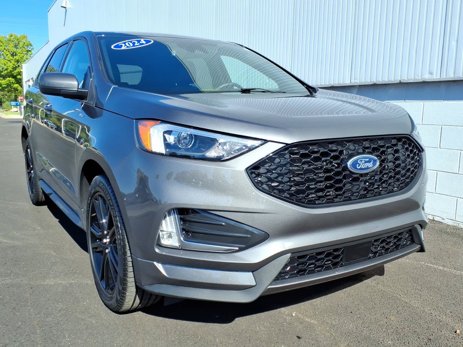 Used 2024 Ford Edge ST-Line
