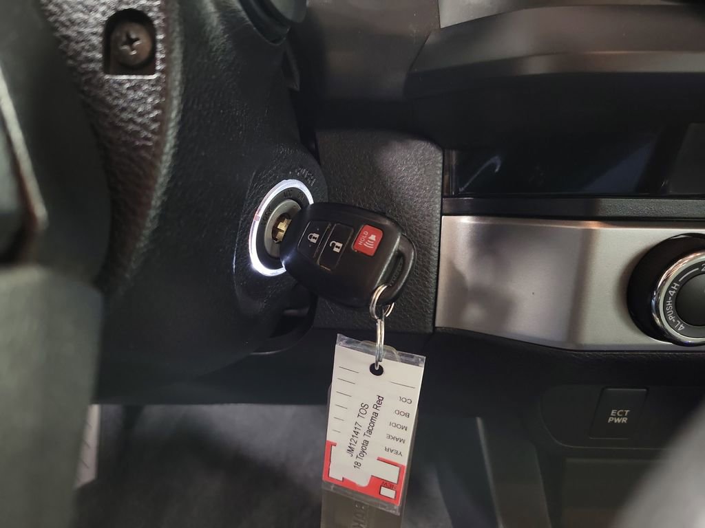 Used 2018 Toyota Tacoma SR w/ SR Convenience Package image 13