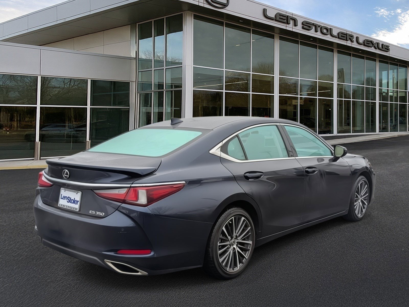 Used 2022 Lexus ES 350 350 FWD w/ Premium Package image 3