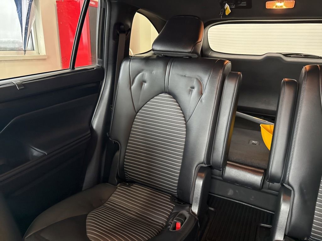 Used 2023 Toyota Highlander XSE image 13