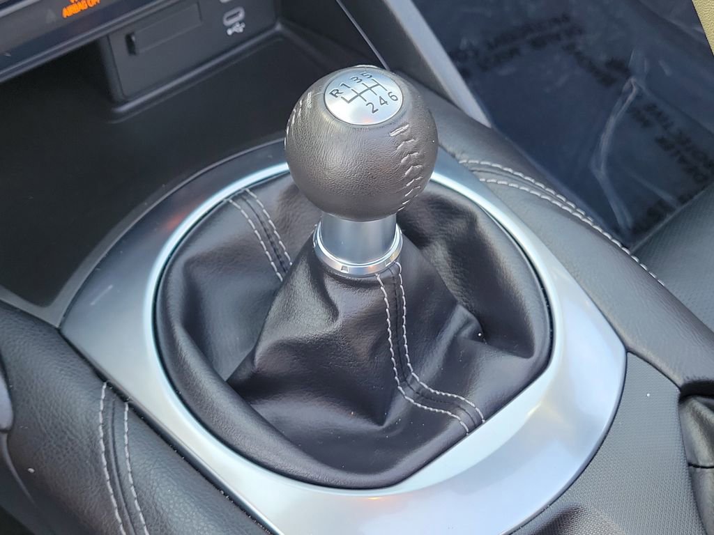 Used 2024 MAZDA MX-5 Miata RF Grand Touring RWD image 32