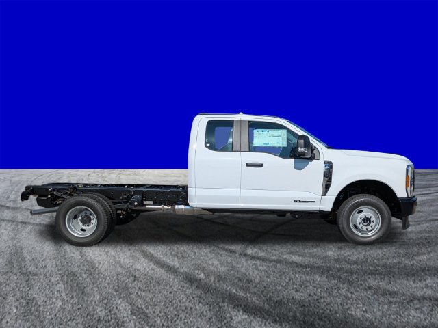 New 2026 Ford F350 XL AWD/4WD image 3