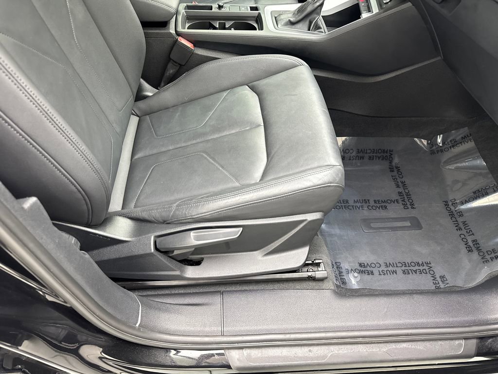 Used 2020 Audi Q3 2.0T Premium w/ Convenience Package image 44