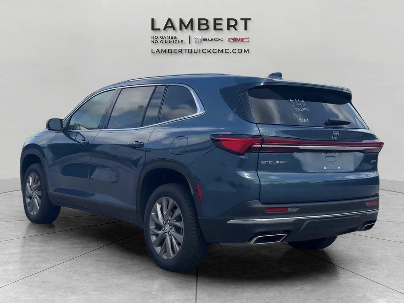 Used 2026 Buick Enclave Preferred FWD image 3