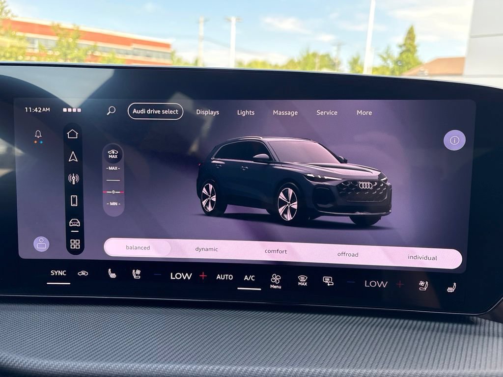 New 2026 Audi SQ5 Premium Plus AWD/4WD image 22