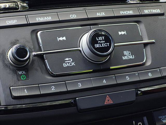 Used 2017 Honda Accord Sport image 8