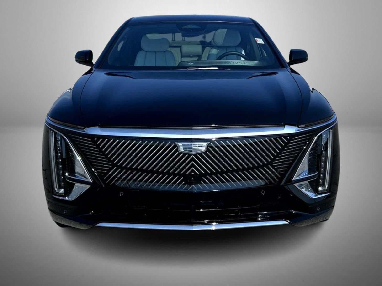 Certified 2024 Cadillac Lyriq Luxury AWD/4WD image 2