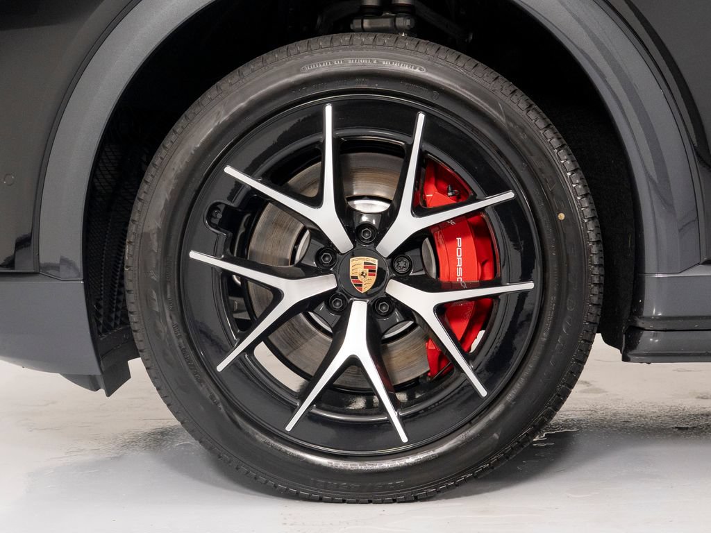 New 2026 Porsche Cayenne S AWD/4WD image 15