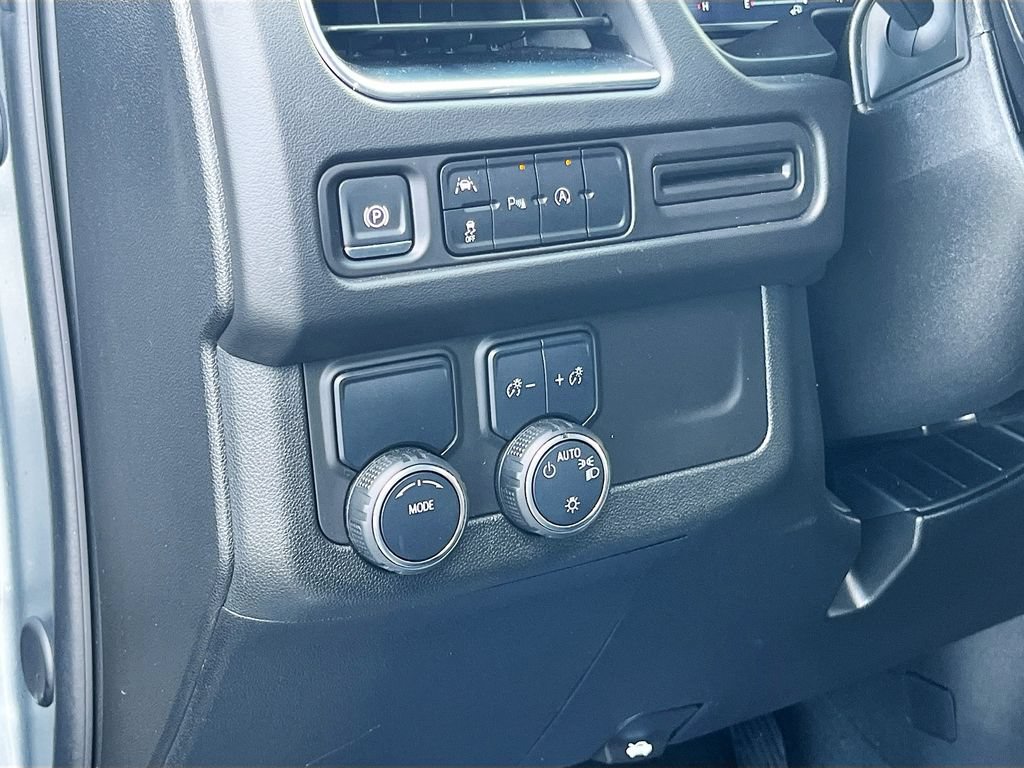 Used 2024 Chevrolet Tahoe LT RWD image 10