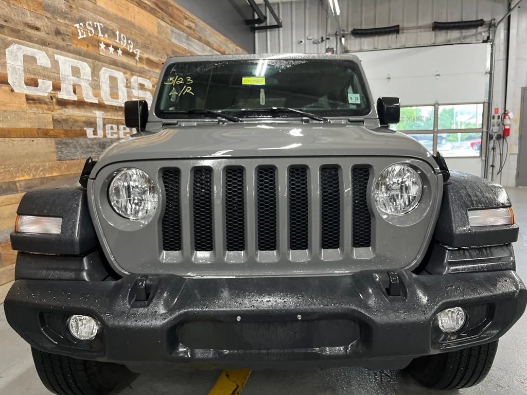 Used 2023 Jeep Wrangler Unlimited Sport AWD/4WD image 14