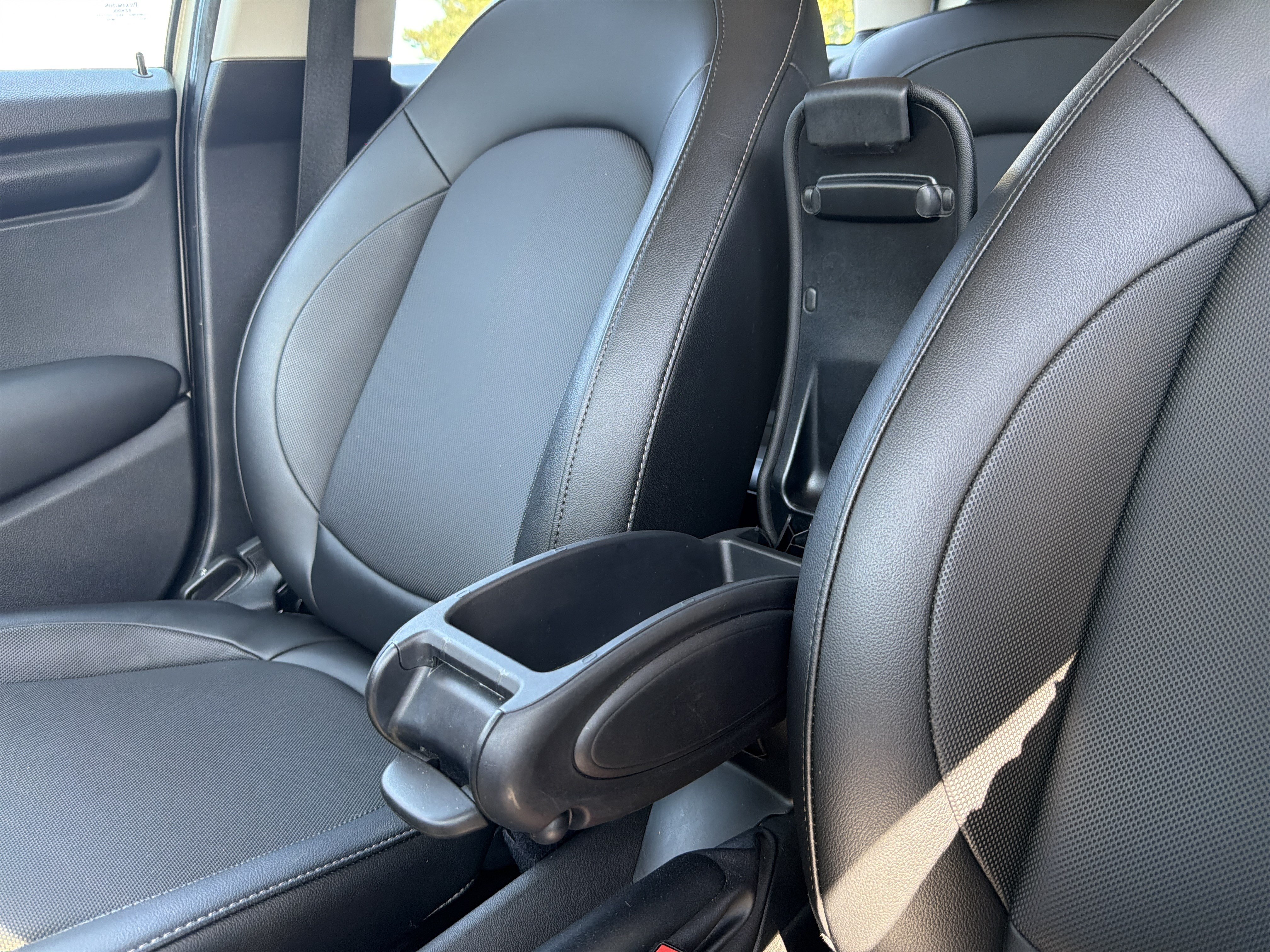 Used 2016 MINI Cooper 4-Door Hardtop FWD image 63