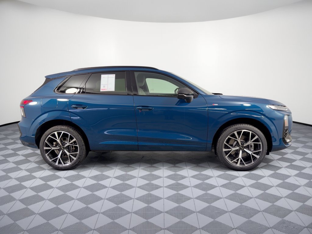 New 2026 Audi Q3 quattro 2.0T AWD/4WD image 8