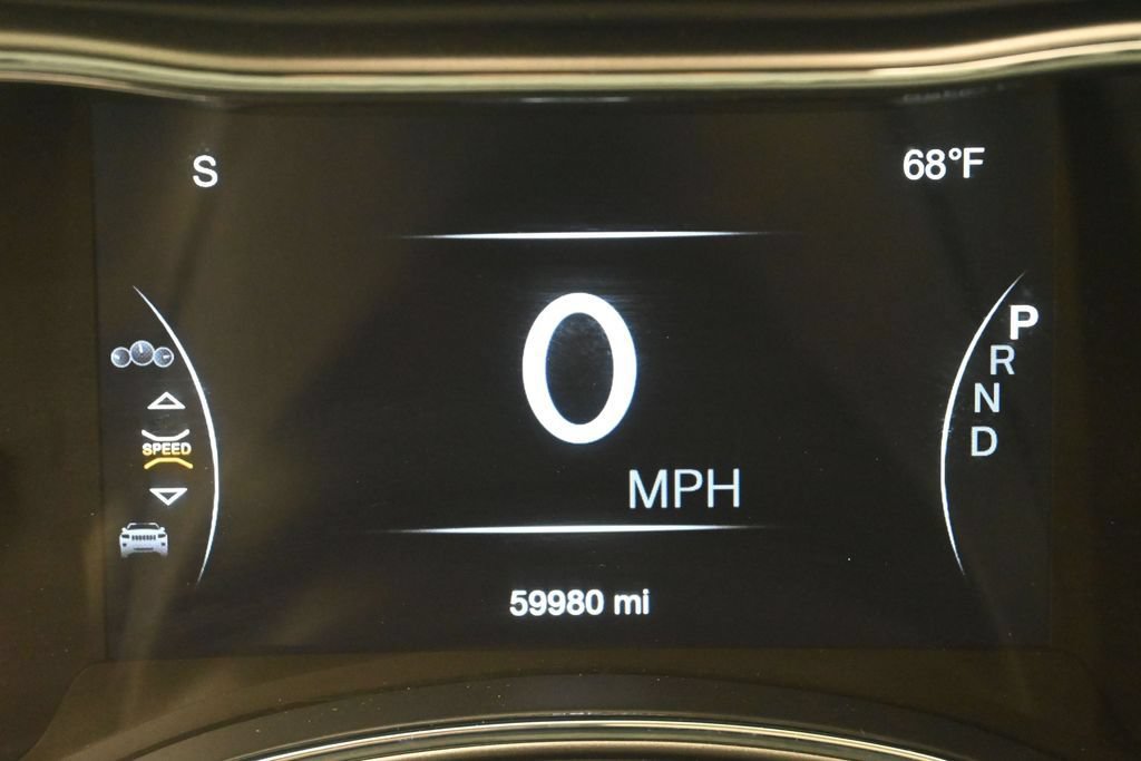 Used 2020 Jeep Grand Cherokee Limited AWD/4WD image 12