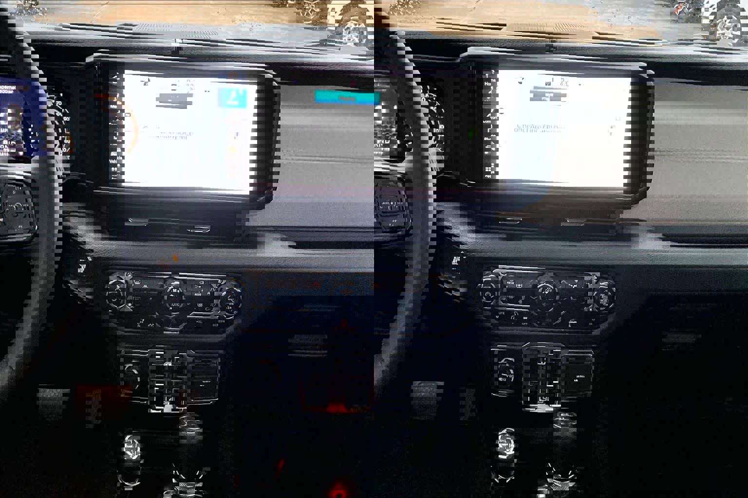 Certified 2024 Jeep Gladiator Sport image 6