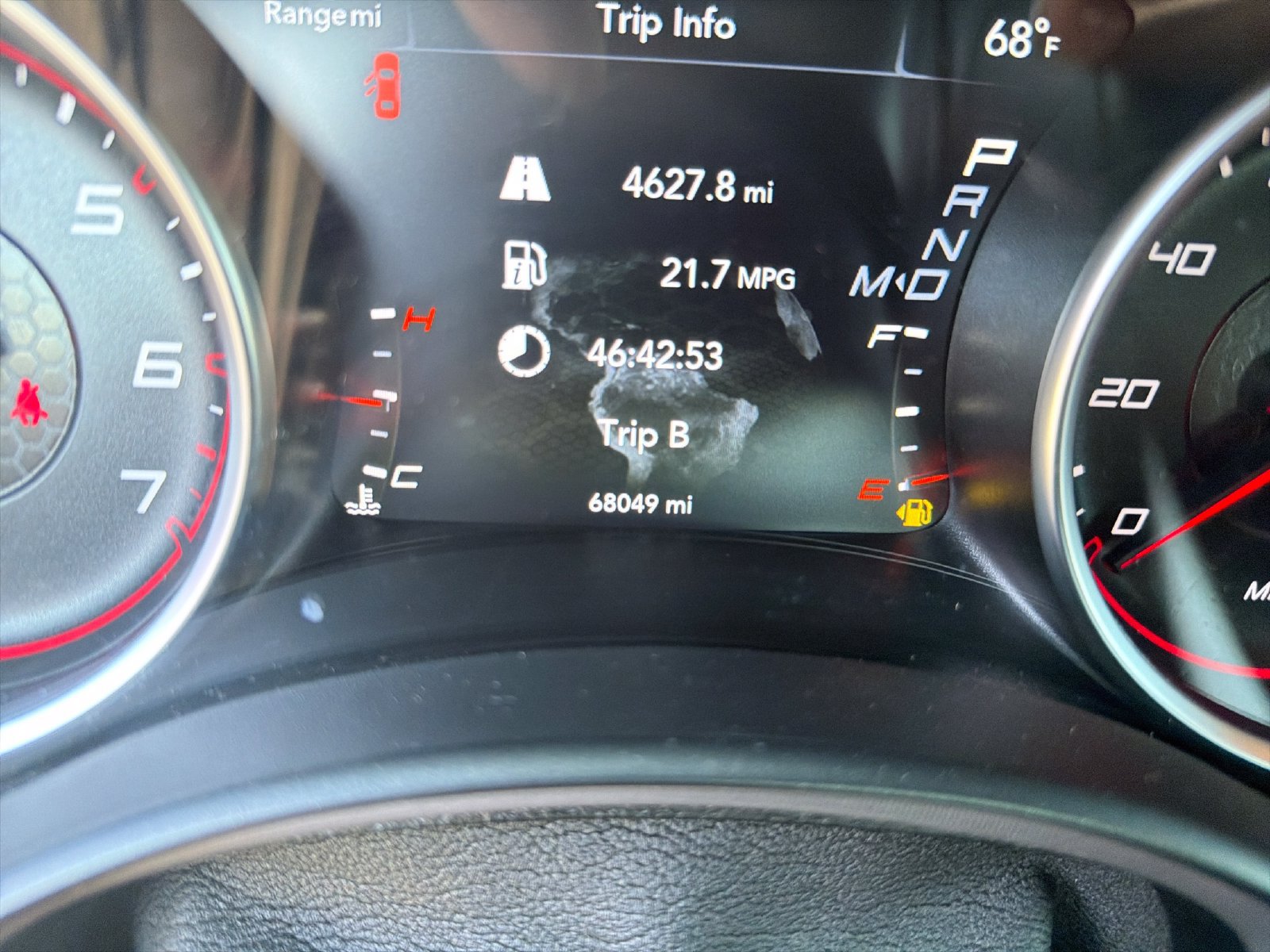 Used 2023 Dodge Charger SXT w/ Cold Weather Package RWD image 19