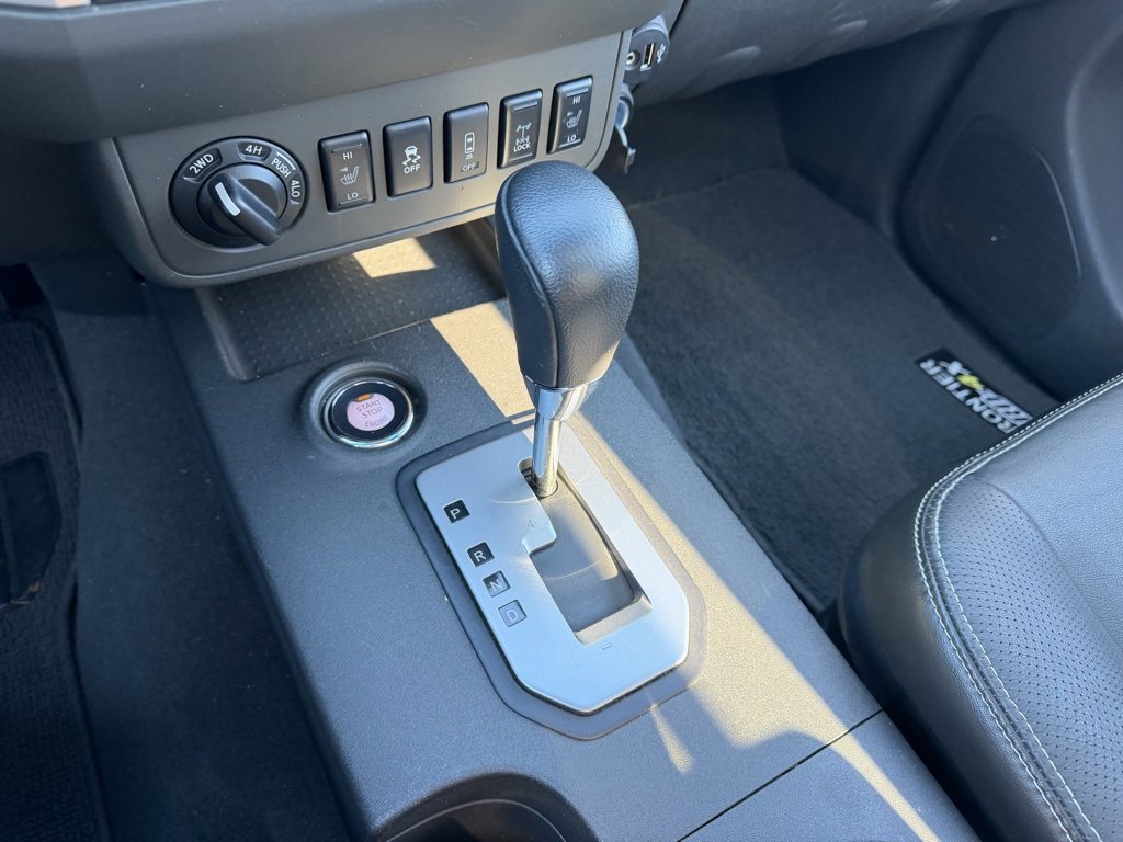 Used 2021 Nissan Frontier PRO-4X w/ Pro-4x Utility Package image 26