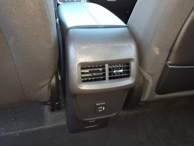 Used 2024 GMC Terrain SLE w/ Driver Convenience Package AWD/4WD image 17