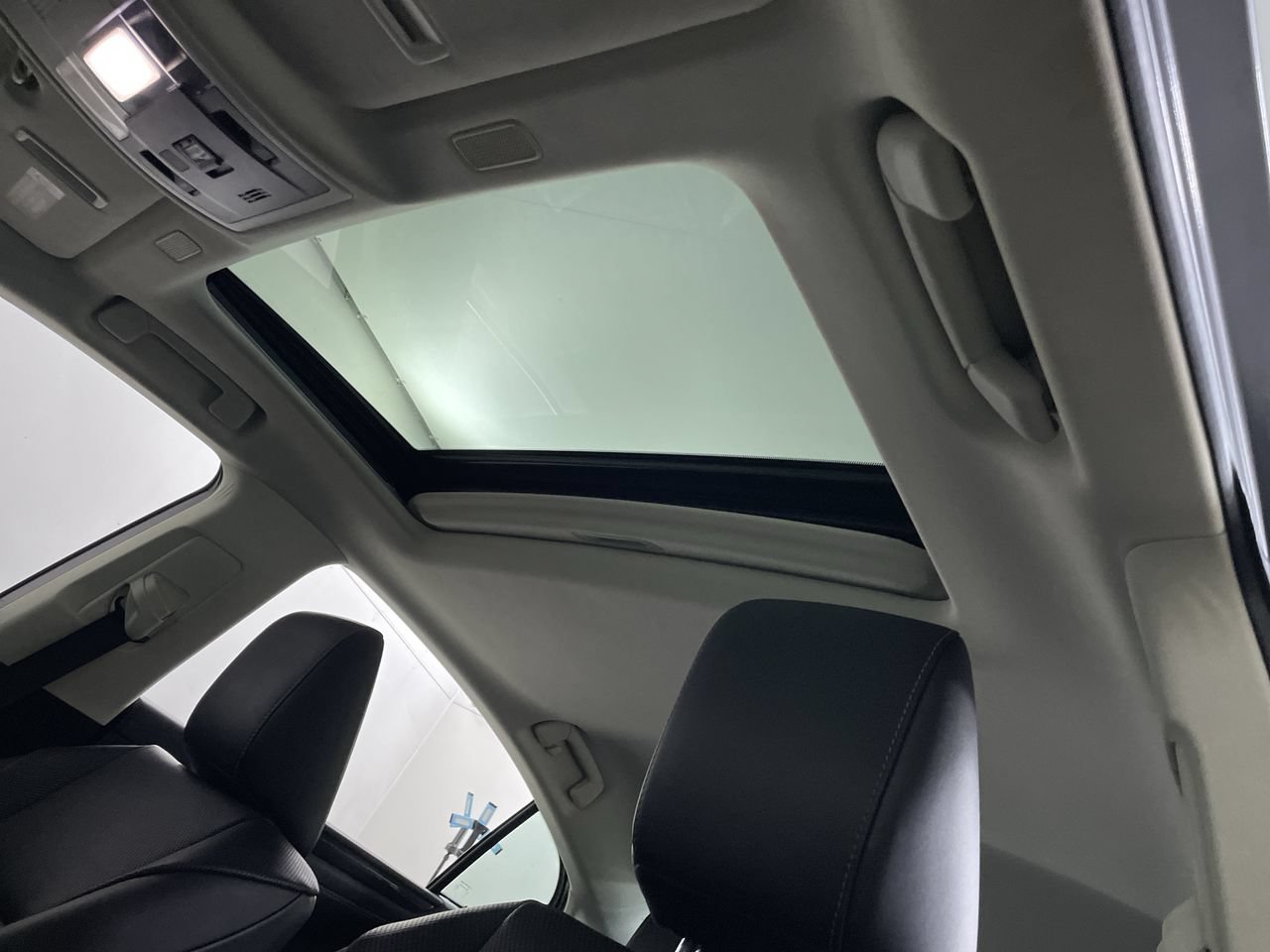 Used 2021 Lexus ES 350 w/ Accessory Package FWD image 18