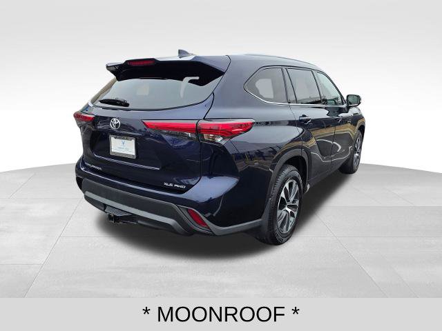 Used 2022 Toyota Highlander XLE image 10