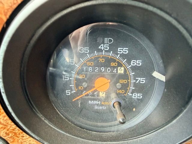 Used 1990 Chevrolet Suburban 4WD image 18