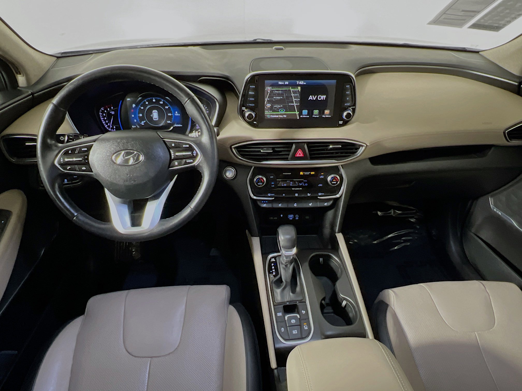 Used 2019 Hyundai Santa Fe FWD image 30