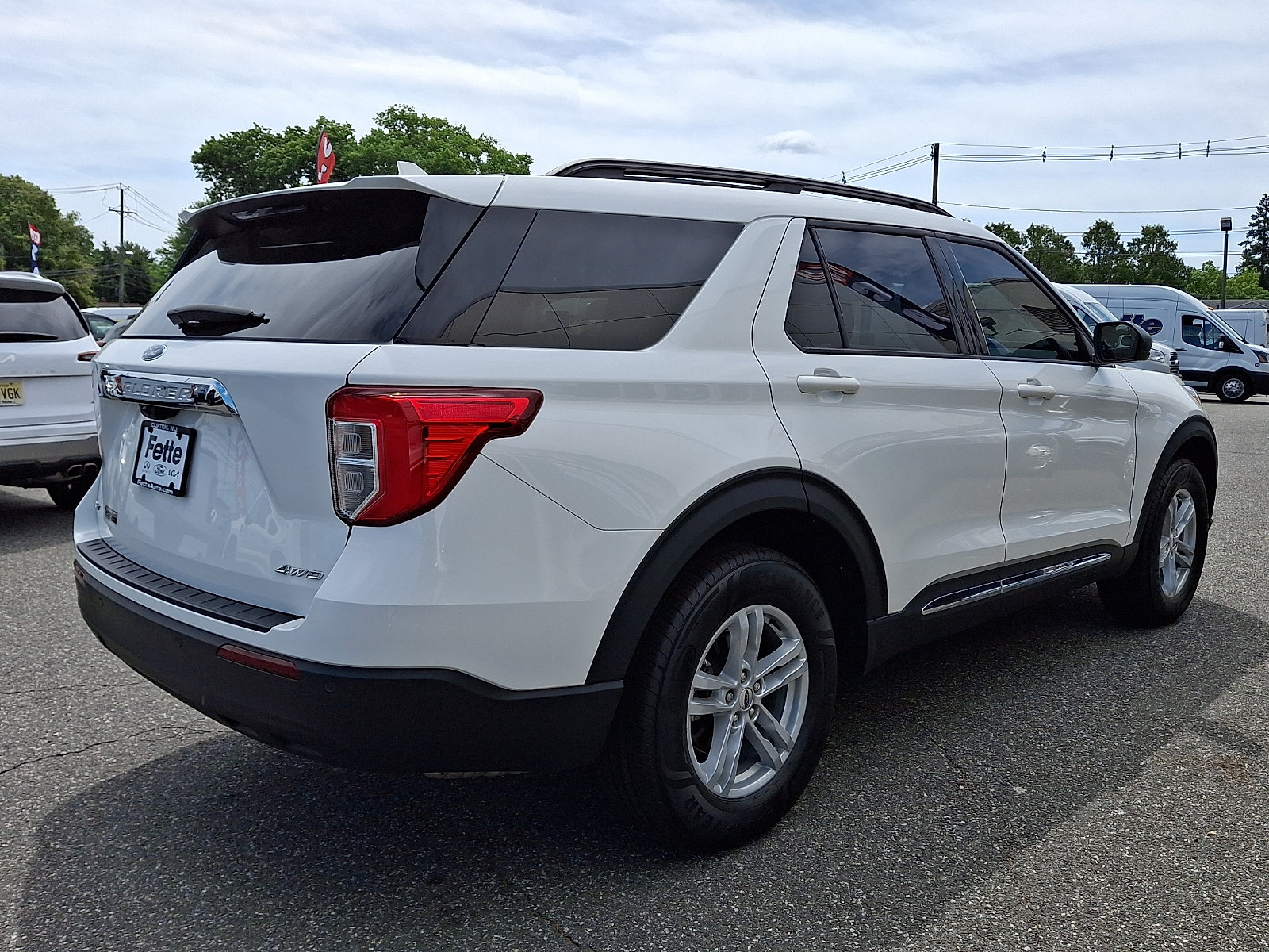 Certified 2024 Ford Explorer XLT AWD/4WD image 4