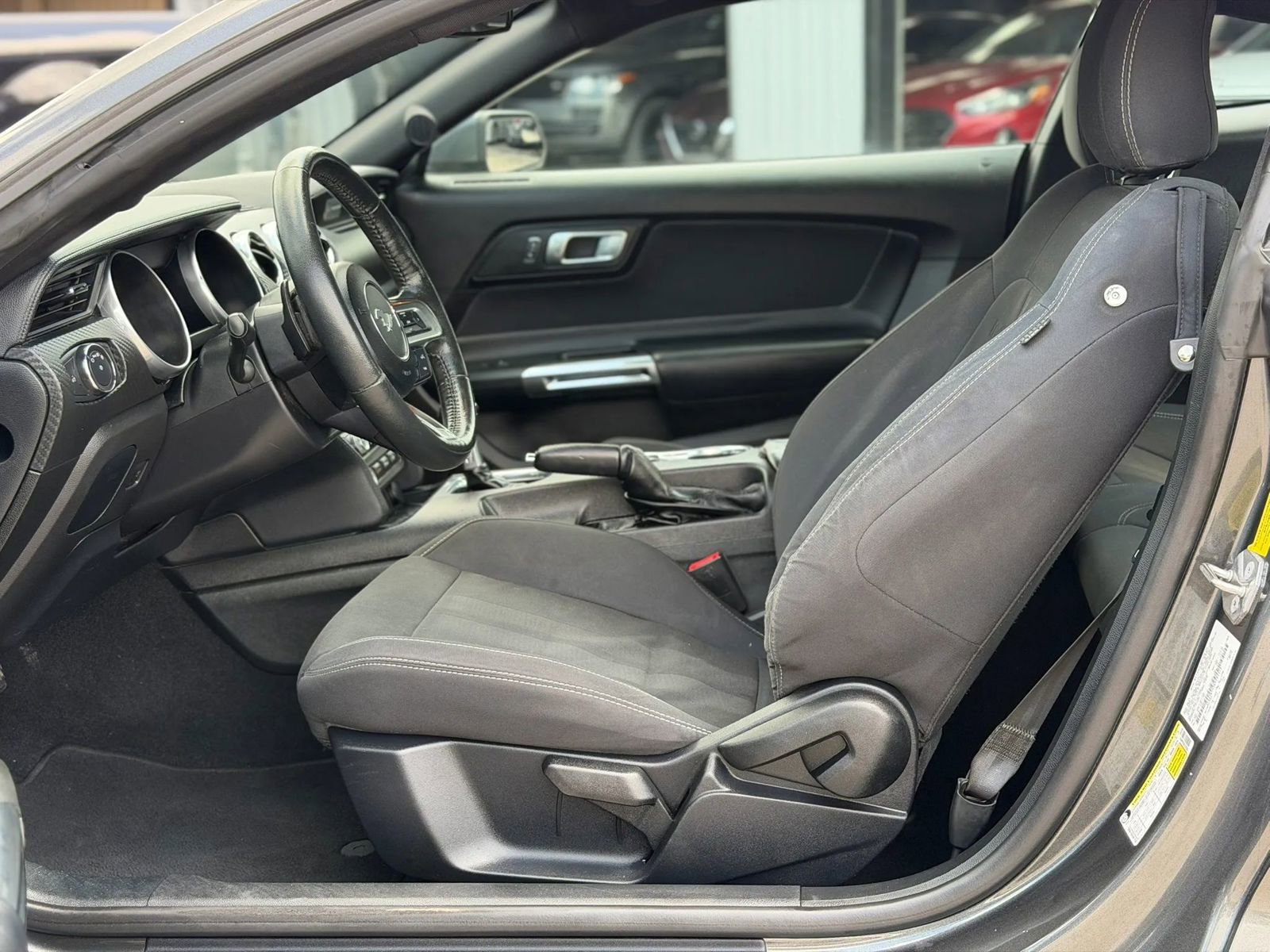 Used 2019 Ford Mustang Coupe image 8