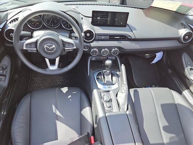 Used 2026 MAZDA MX-5 Miata RF Grand Touring w/ Appearance Package RWD image 16