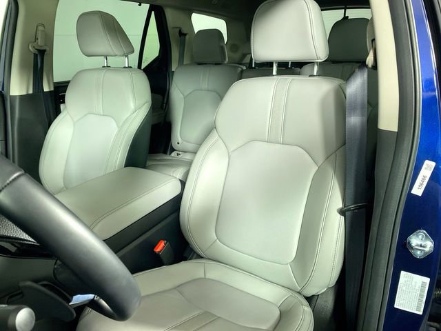 Used 2025 Honda Pilot Touring image 20