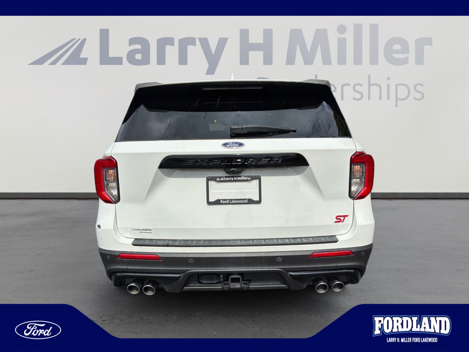 Used 2020 Ford Explorer ST w/ ST Street Pack AWD/4WD image 4