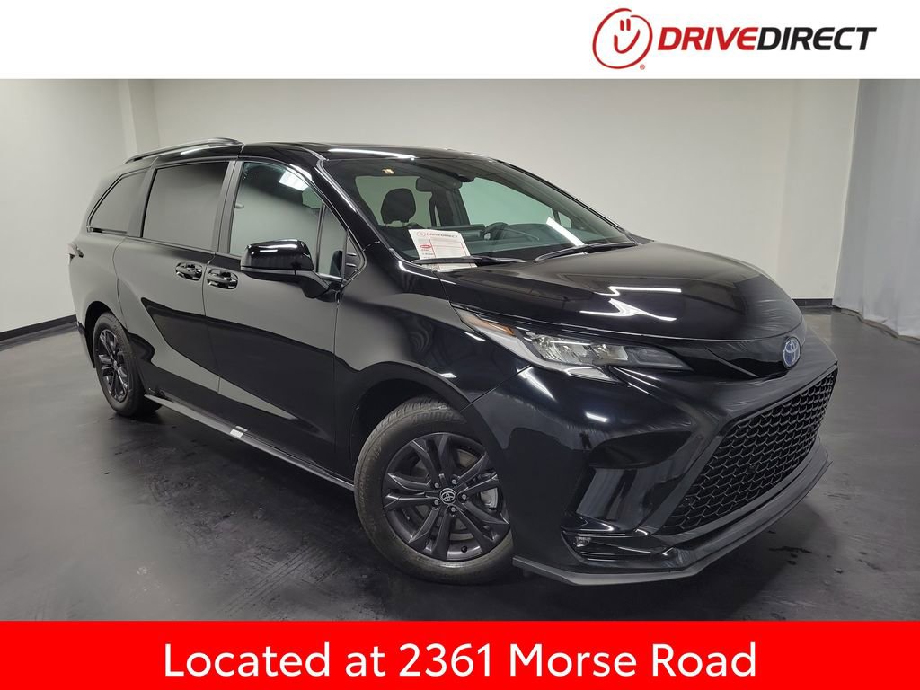 Used 2025 Toyota Sienna XSE