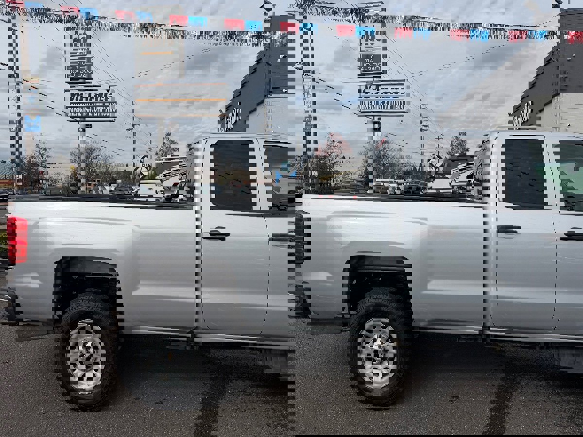 Used 2017 Chevrolet Silverado 3500 W/T w/ WT Convenience Package image 11