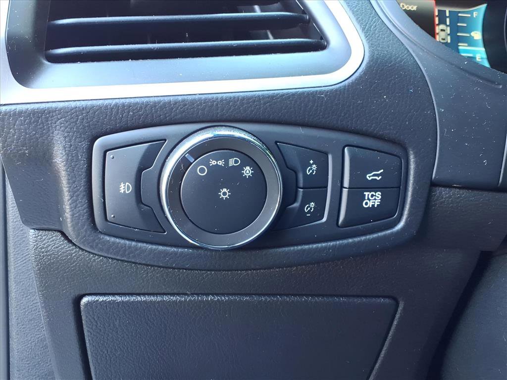 Used 2022 Ford Edge ST-Line w/ Class II Trailer Tow Package image 21